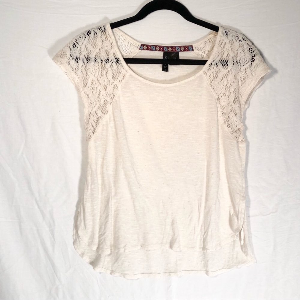Women's Cream Lace Shoulder Short Sleeve Top